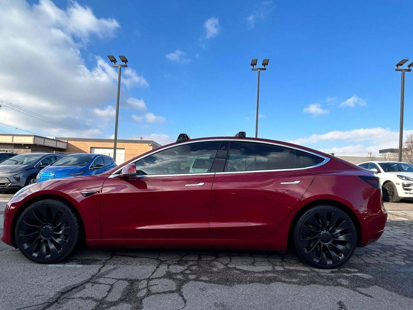 TESLA MODEL 3 2018 5YJ3E1EB9JF087799 image